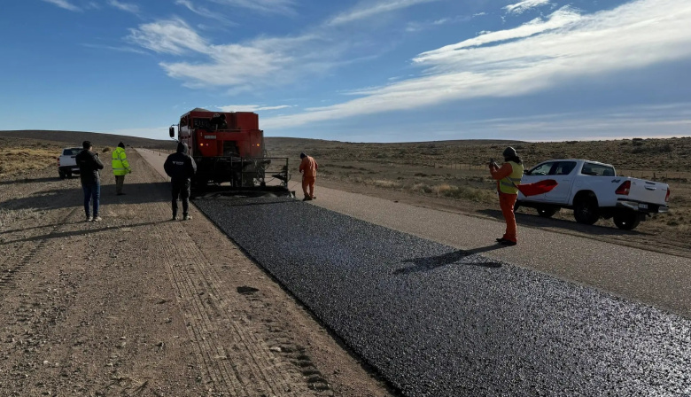 Comenzó la repavimentación de las rutas 6 y 8: la obra vial más importante de Río Negro