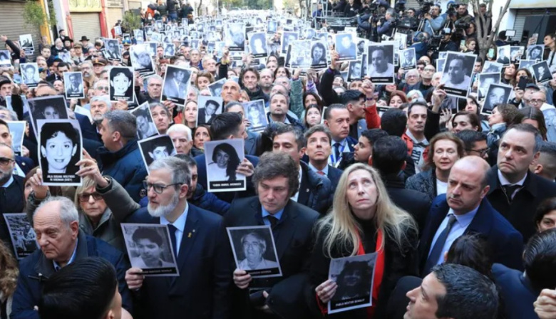 A 31 años del atentado a la AMIA, el reclamo de justicia se renueva con la mirada puesta en el juicio en ausencia