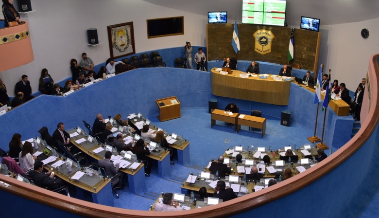 En extraordinarias, la Legislatura trata el Presupuesto y otros importantes proyectos