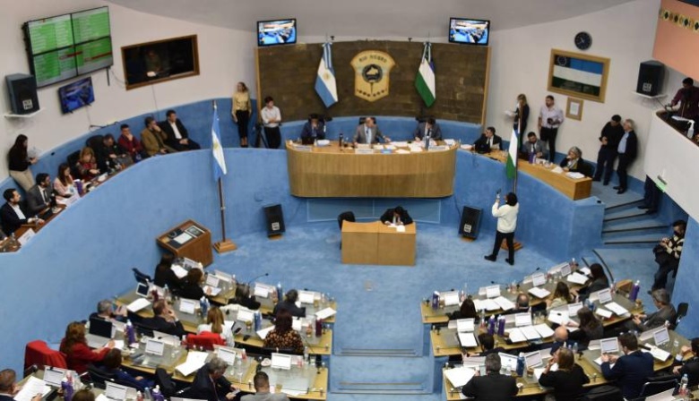 La Libertad Avanza enfrenta su primera fractura en la Legislatura