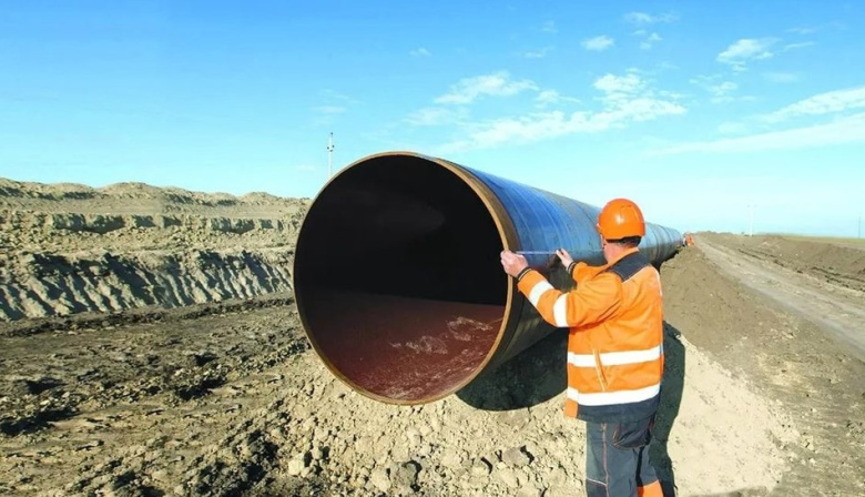 Avanza la obra del oleoducto y Río Negro este miércoles sellaría un bono millonario con petroleras