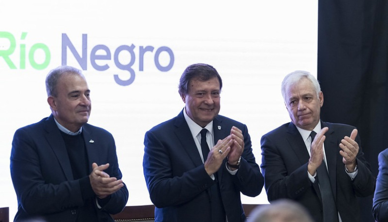 Río Negro rompe el molde: histórico acuerdo con Vaca Muerta Oil Sur dejará 1.000 millones de dólares y pone a la provincia en la ruta energética global