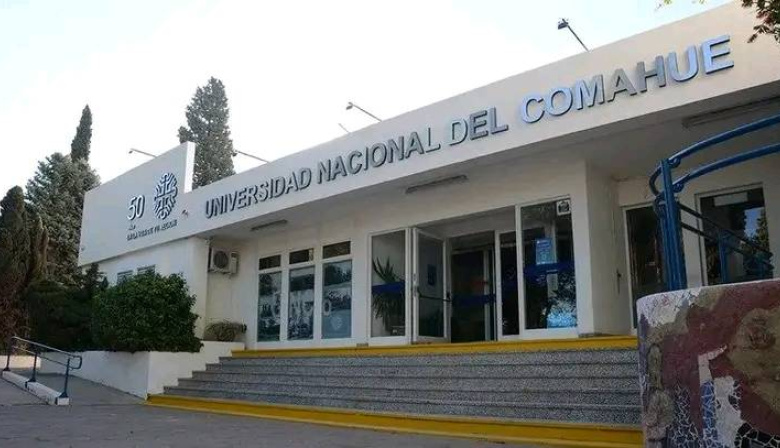 Docentes de la Universidad del Comahue presentan renuncias por salarios insuficientes