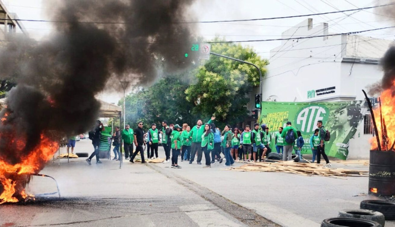 Jornada nacional de lucha por la salud y el empleo público: paro, movilizaciones y protestas en toda la región