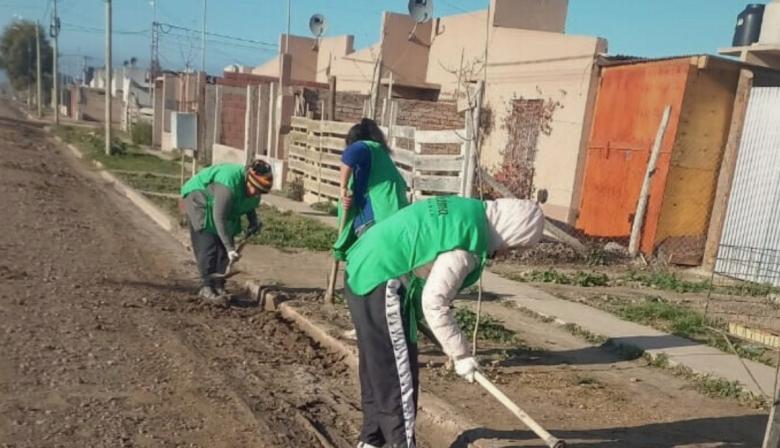 Continúa el operativo “Viedma limpia en comunidad”: llega a los barrios Álvarez Guerrero, Patagonia y 2 de Enero