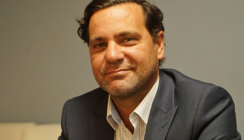 Economista sugirió que las familias endeudadas recorten gastos en alimentos para poder pagar sus créditos