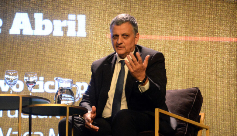 YPF mantiene su política de precios y no trasladará de inmediato la suba del petróleo al surtidor