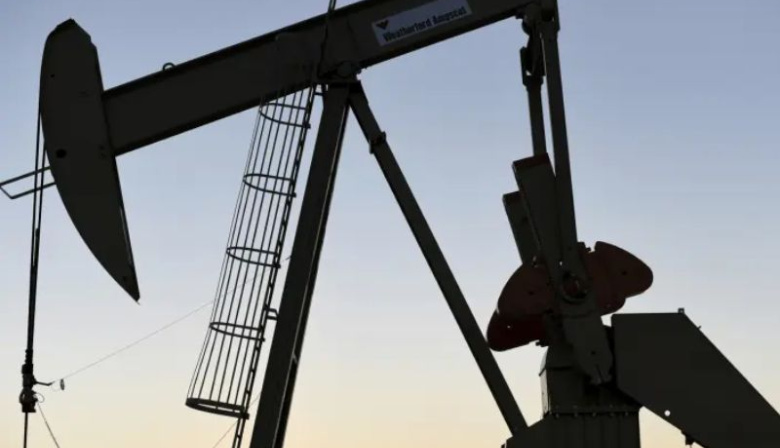 El petróleo y el gas vuelven a dispararse y arrastran a los mercados globales en medio de la escalada bélica en Medio Oriente