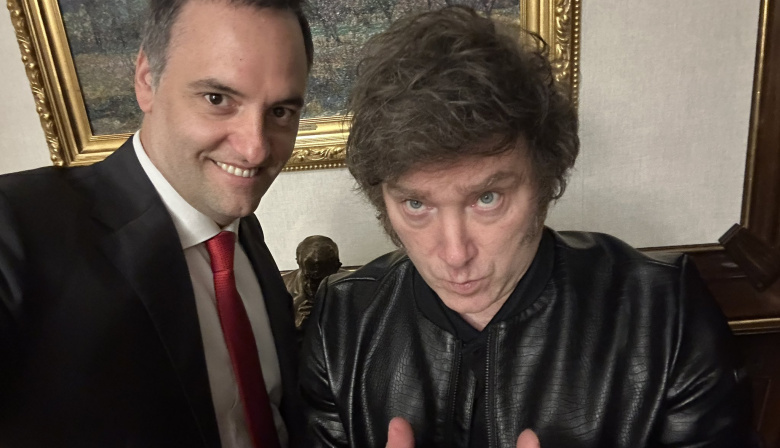 Manuel Adorni busca retomar agenda de gestión en medio del escándalo por sus viajes y los rumores de salida