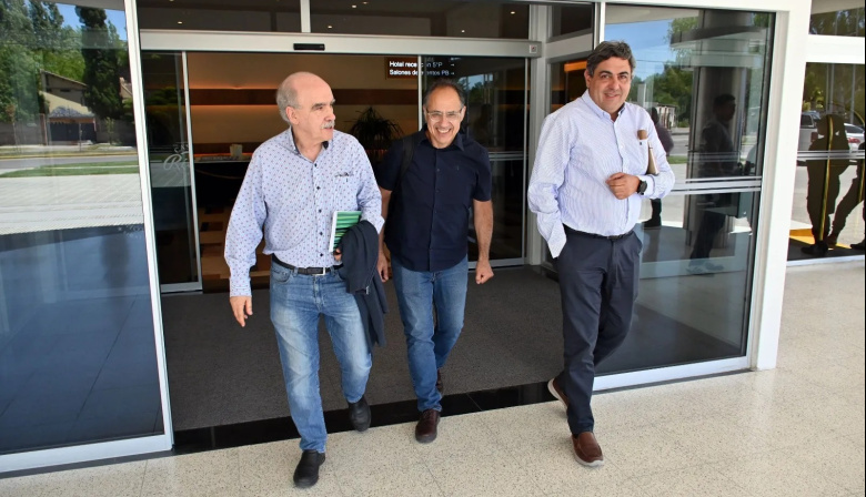 Colapso en la salud pública: renuncias en cadena, salarios en caída y un sistema al borde del quiebre