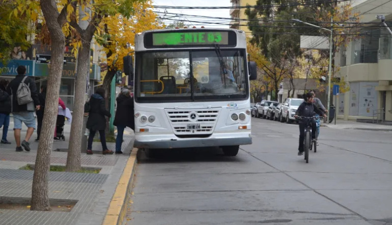 Cipolletti renovará el transporte urbano con colectivos 0 km y GPS en tiempo real