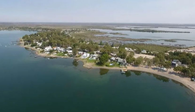 Piden frenar la venta de terrenos en el lago Pellegrini por irregularidades