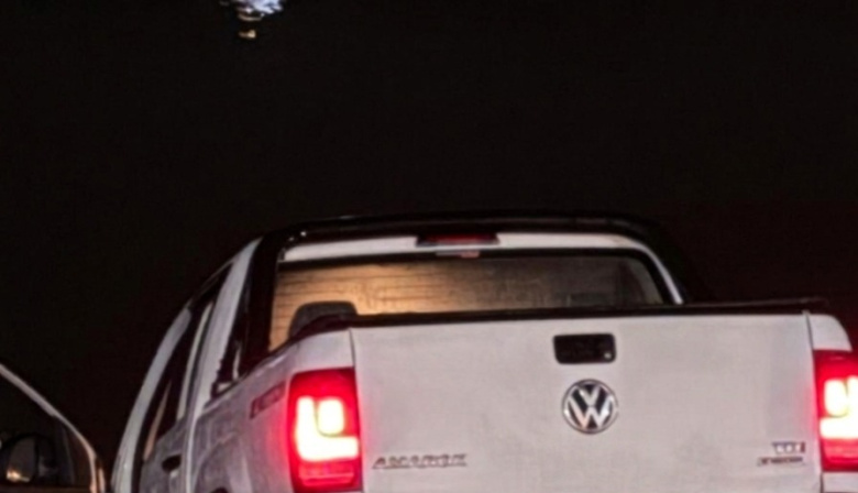 Insólito: Cayó al río con su camioneta y dio positivo en alcoholemia