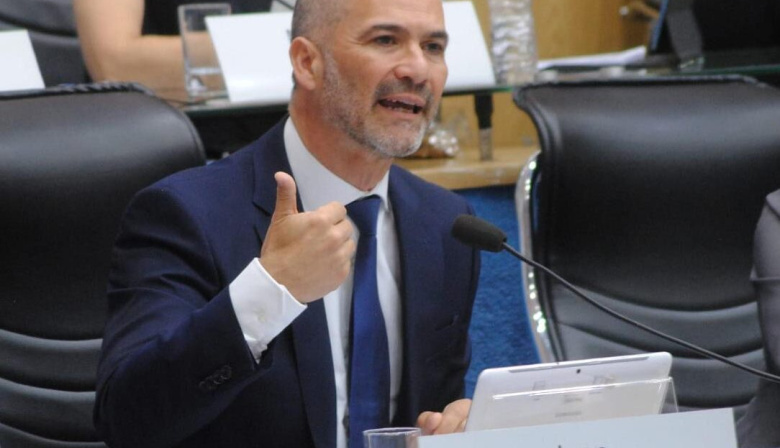 Proponen priorizar a docentes rionegrinos en el acceso a cargos