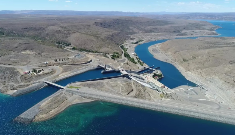 Río Negro cobrará por el agua que usan las represas del Comahue