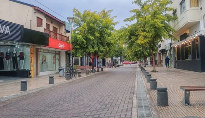 La Cámara de Comercio de Viedma advierte que el endeudamiento familiar profundiza la caída del consumo