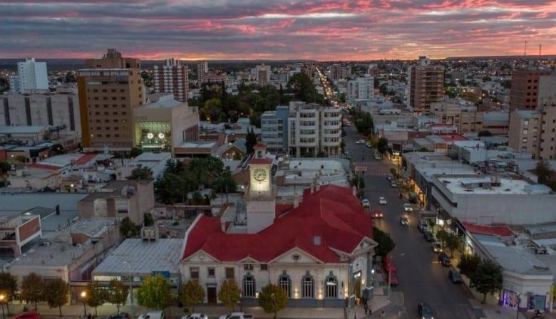 Trelew avanza para convertirse en el segundo polo de infraestructura digital de Argentina con un mega data center