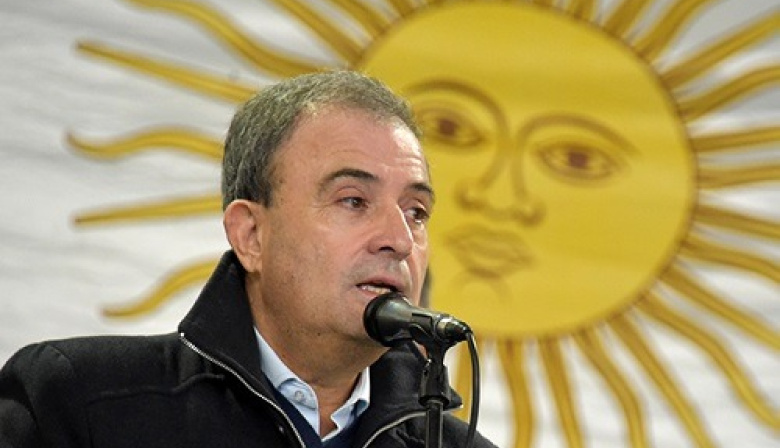 Pesatti mira al 2027 y advierte: “La inteligencia artificial plantea una nueva cuestión social”