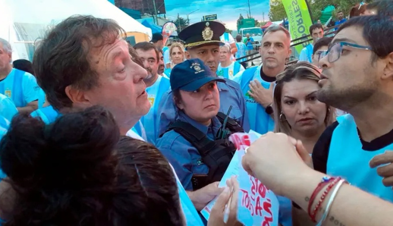 Weretilneck vuelve a convocar a UnTER tras la presión docente