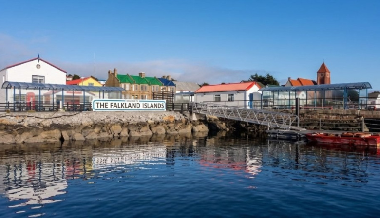 Malvinas: Londres presiona a la Argentina y estrecha la alianza estratégica con Chile