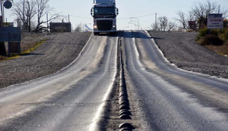 Río Negro se queda con 337 kilómetros de rutas nacionales y prepara un plan de reparación