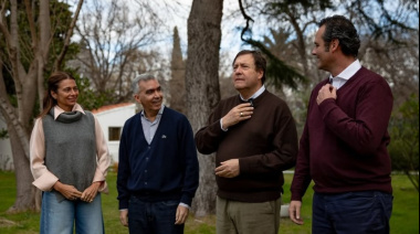 Weretilneck presentó a los candidatos de Juntos Somos Río Negro para octubre eligiendo a su circulo más cercano