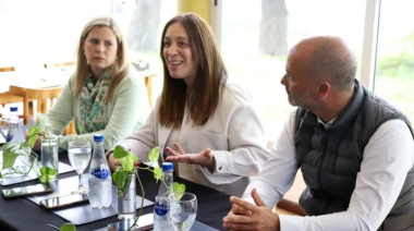 Maria Eugenia Vidal en Viedma: “El PRO está de pie en Río Negro”