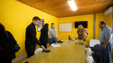 El Gobierno convoca a gremios para desactivar conflictos y reabrir la negociación salarial