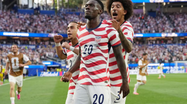 Estados Unidos goleó a Paraguay y Brasil prepara su debut ante Marruecos