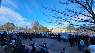 IUPA: la comunidad universitaria llevó a la Justicia el reclamo por la restitución democrática