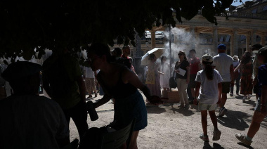 Una ola de calor récord golpea a Europa y deja cortes de luz en Francia