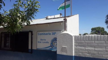 Balearon una comisaría de Viedma y allanaron dos barrios en busca de los atacantes