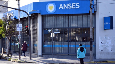 Jubilaciones docentes: ANSES reclama una deuda a Río Negro y hay demoras