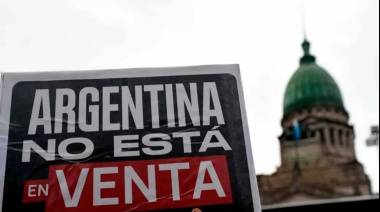 El peronismo vuelve a la carga contra el DNU de Milei tras el fallo de la Corte