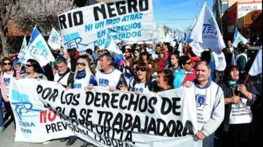 Jubilaciones docentes: UnTER fue a la Corte y Lastra reconoció aportes pendientes