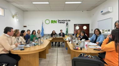 UnTER rechazó el aumento del 4,18% y definirá en asambleas cómo sigue el conflicto