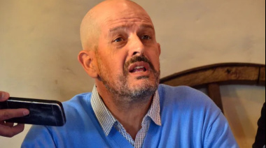 Baños de la Feria de Viedma: Sabbatella cuestionó la ética de la contratación y prepara cambios