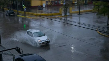 Viedma bajo el agua: 28 milímetros en media hora y un sistema que volvió a quedar en evidencia
