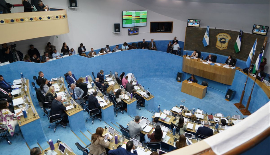 Buscan evitar el cajoneo de proyectos opositores