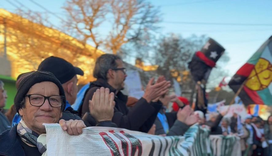 Multitudinaria marcha en Viedma contra la reforma de la Ley de Tierras