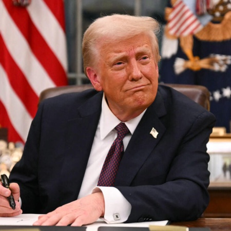 Caos financiero por la inédita medida arancelaria impuesta por Donald Trump en EE.UU.