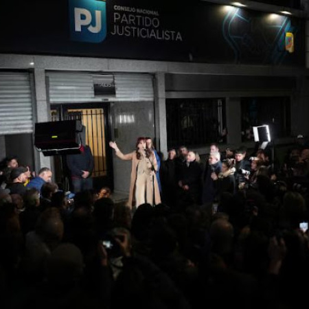 Estudiantes y la CGT avanzan en medidas de protesta a la proscripción de CFK