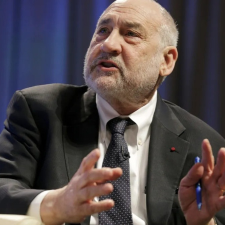 Joseph Stiglitz fulmina a Macri y Milei: "Argentina está a las puertas de otra crisis"
