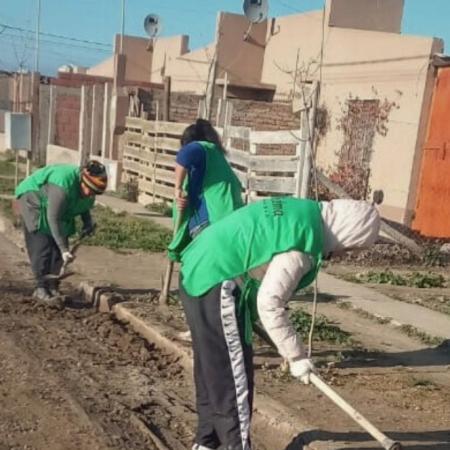 Continúa el operativo “Viedma limpia en comunidad”: llega a los barrios Álvarez Guerrero, Patagonia y 2 de Enero