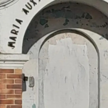Indignación en la comunidad católica por vandalismo a la Virgen del puente Ferrocarretero
