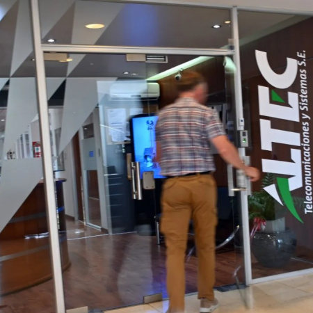 Estudiantes rionegrinos conocieron los desarrollos tecnológicos de ALTEC en Bariloche