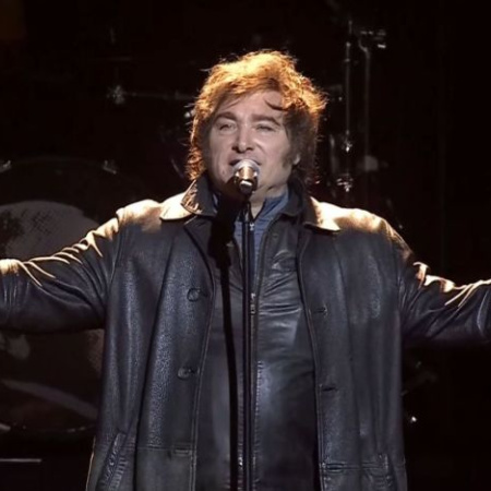 Javier Milei present}ó su nuevo libro con un show de rock y discurso político en el Movistar Arena