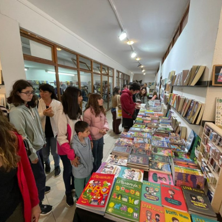 Comienza la Feria del Libro en Viedma con importantes expositores invitados