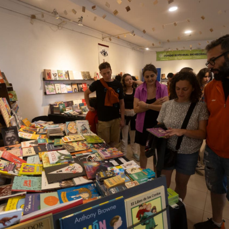 Último día de la decimoquinta Feria Municipal del Libro: una jornada dedicada a la memoria, el ambiente y la literatura de la Comarca