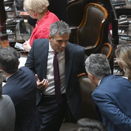 Negociaciones contrarreloj por el Presupuesto 2026: un artículo clave pone en jaque la votación y obliga al Gobierno a reabrir acuerdos